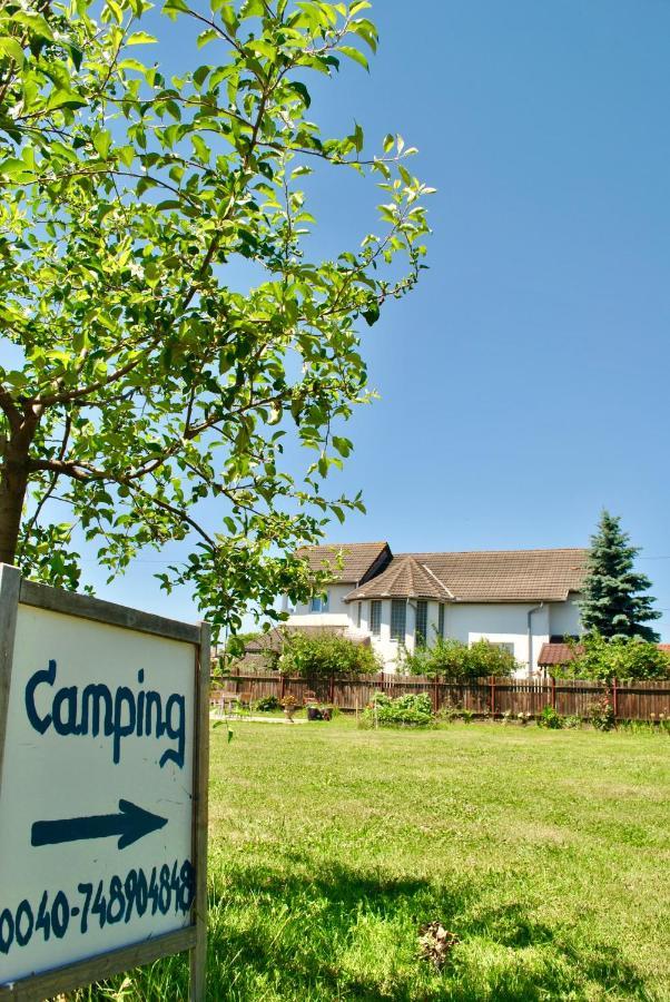 Camping La Foisor Turda Buitenkant foto