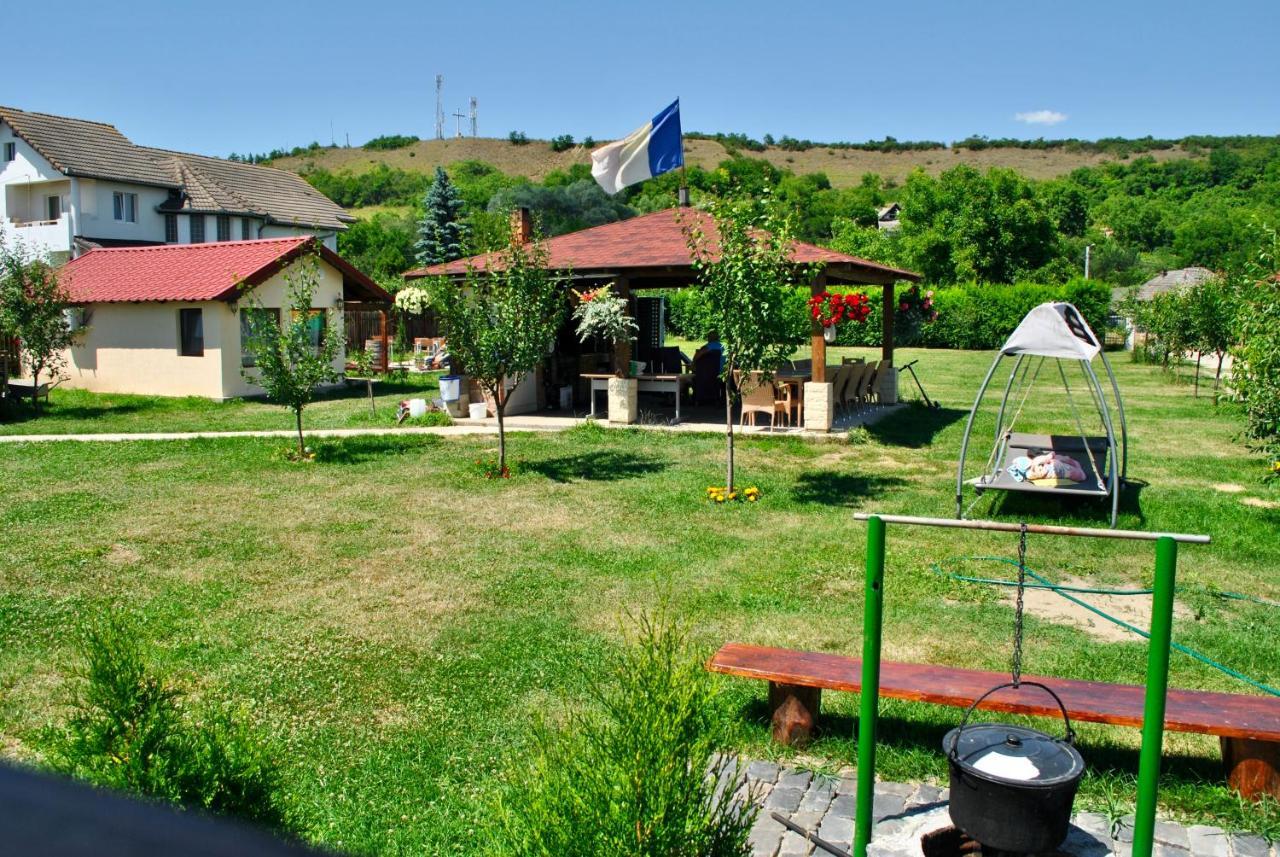 Camping La Foisor Turda Buitenkant foto