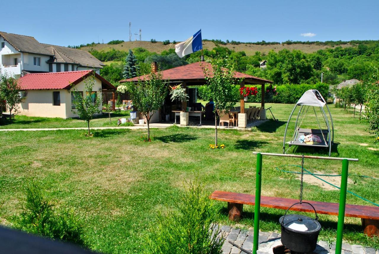 Camping La Foisor Turda Hotel Buitenkant foto