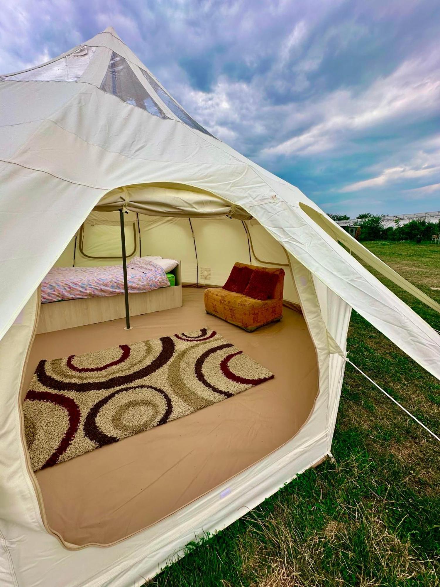 Camping La Foisor Turda Buitenkant foto